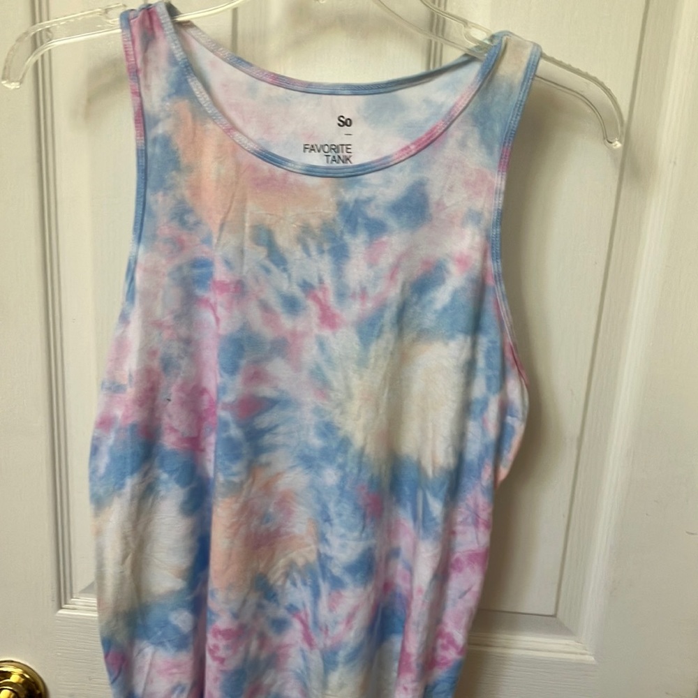 FINAL MARKDOWN So tank top small